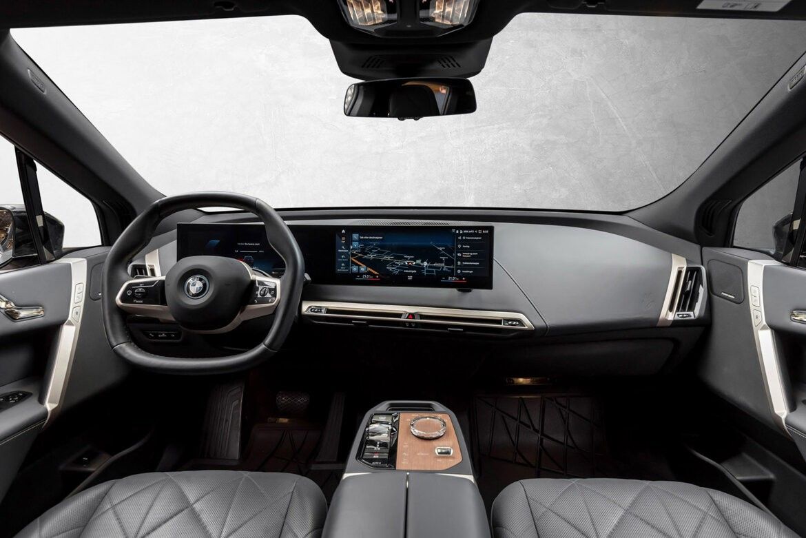 BMW iX xDrive 50