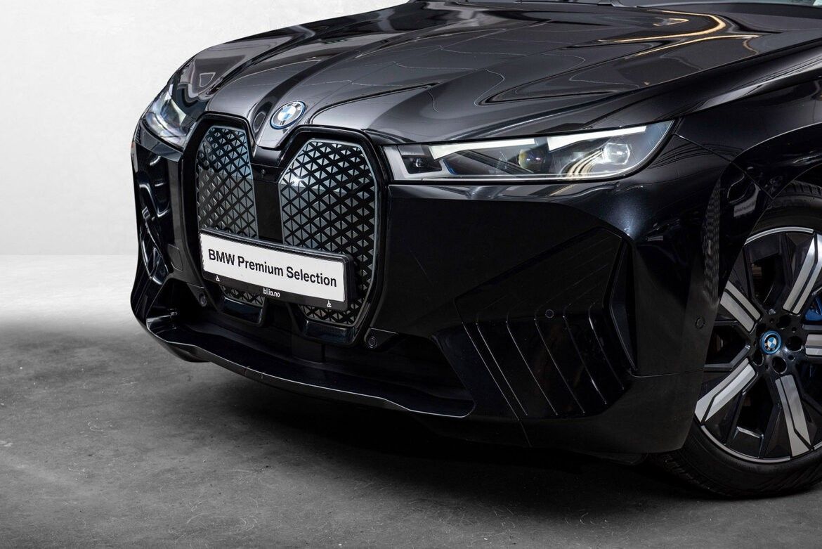 BMW iX xDrive 50