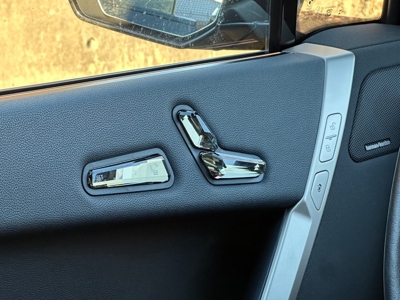 BMW iX xDrive 40