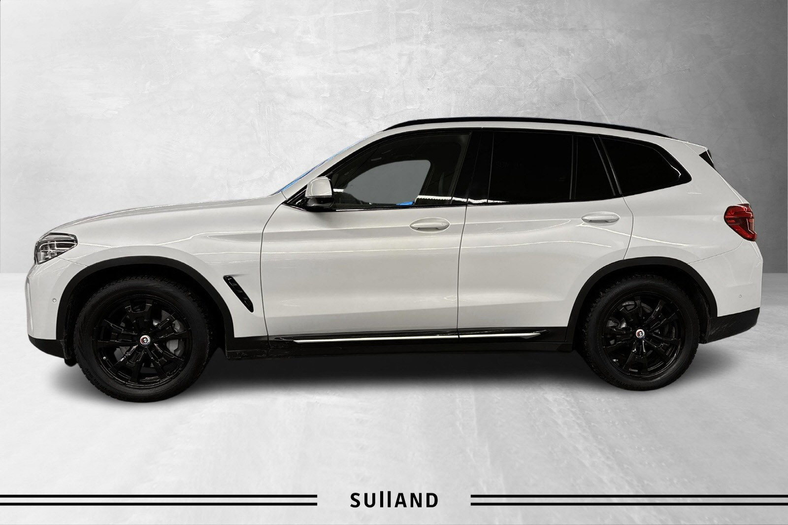 BMW iX3