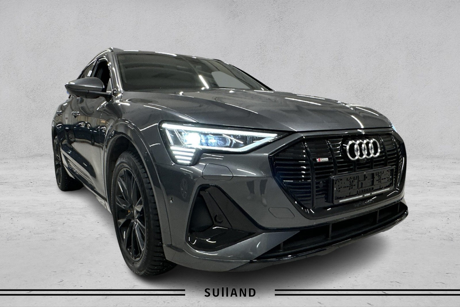 Audi e-tron