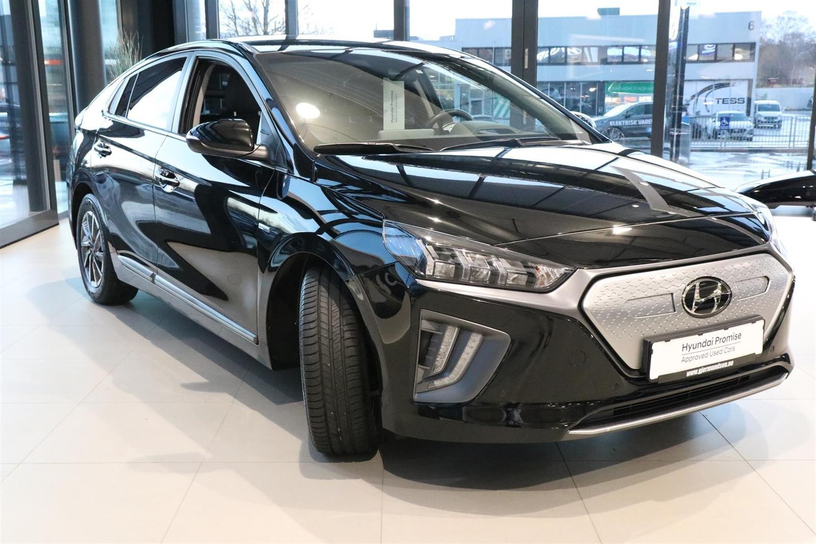 Hyundai IONIQ