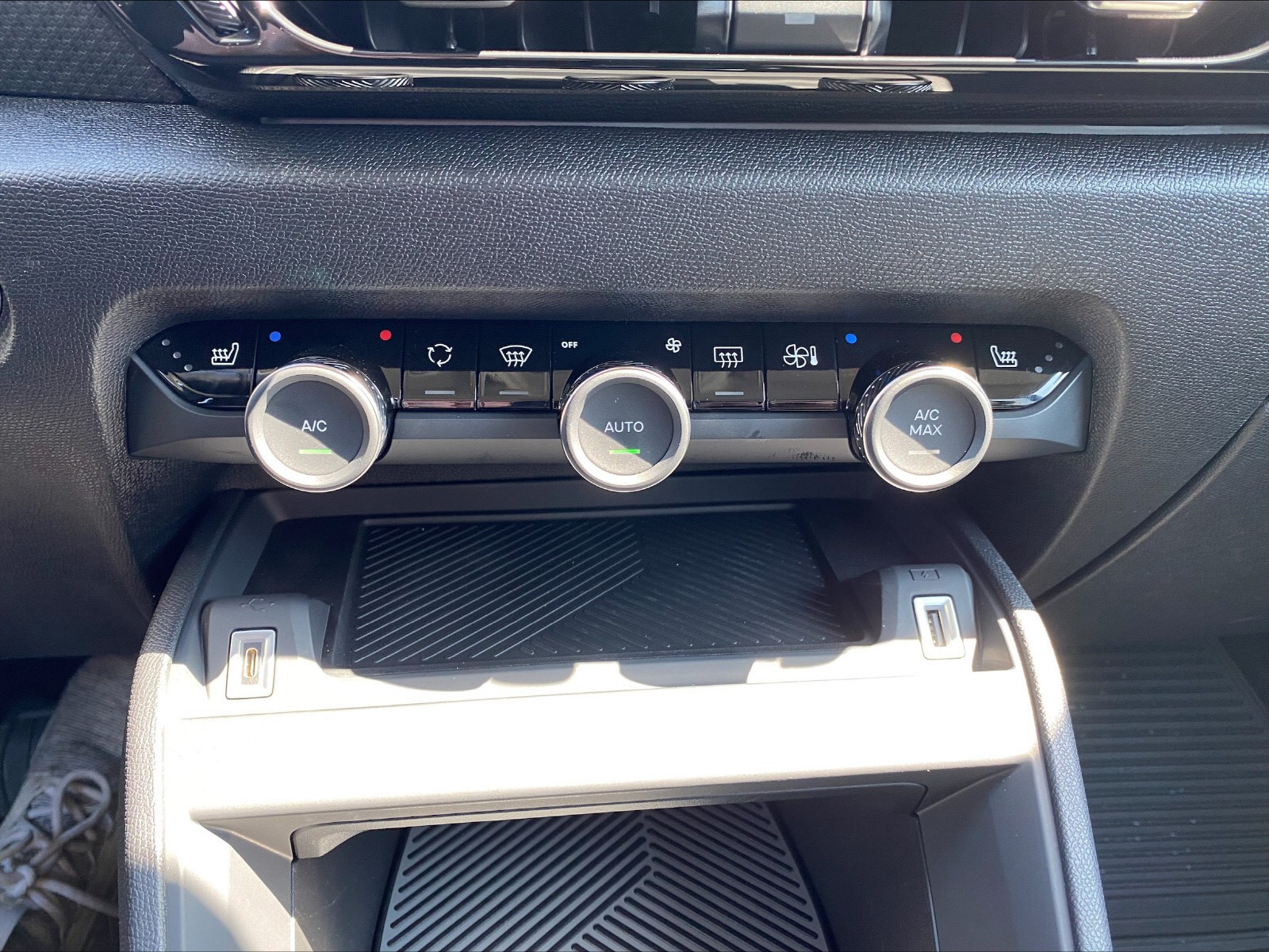 Citroen E-C4 X