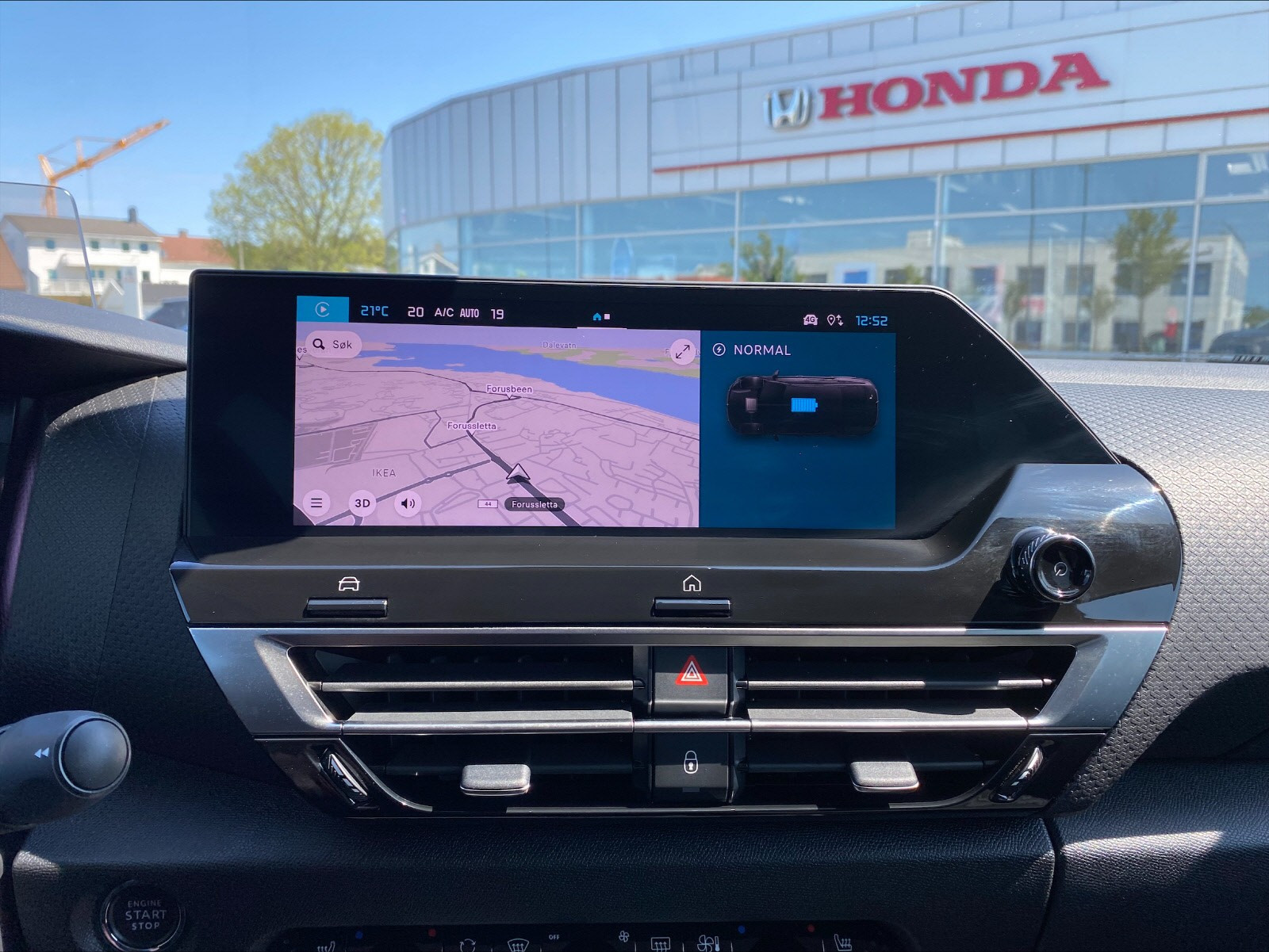 Citroen E-C4 X