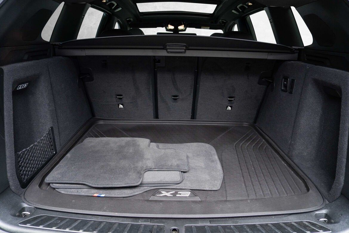 BMW iX3