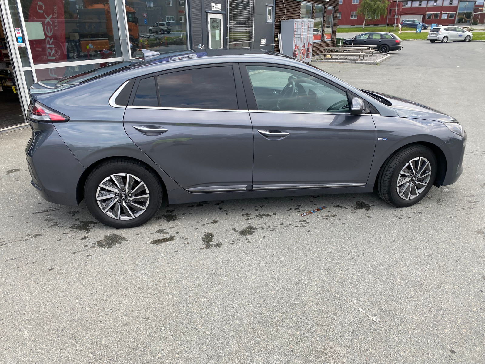 Hyundai IONIQ