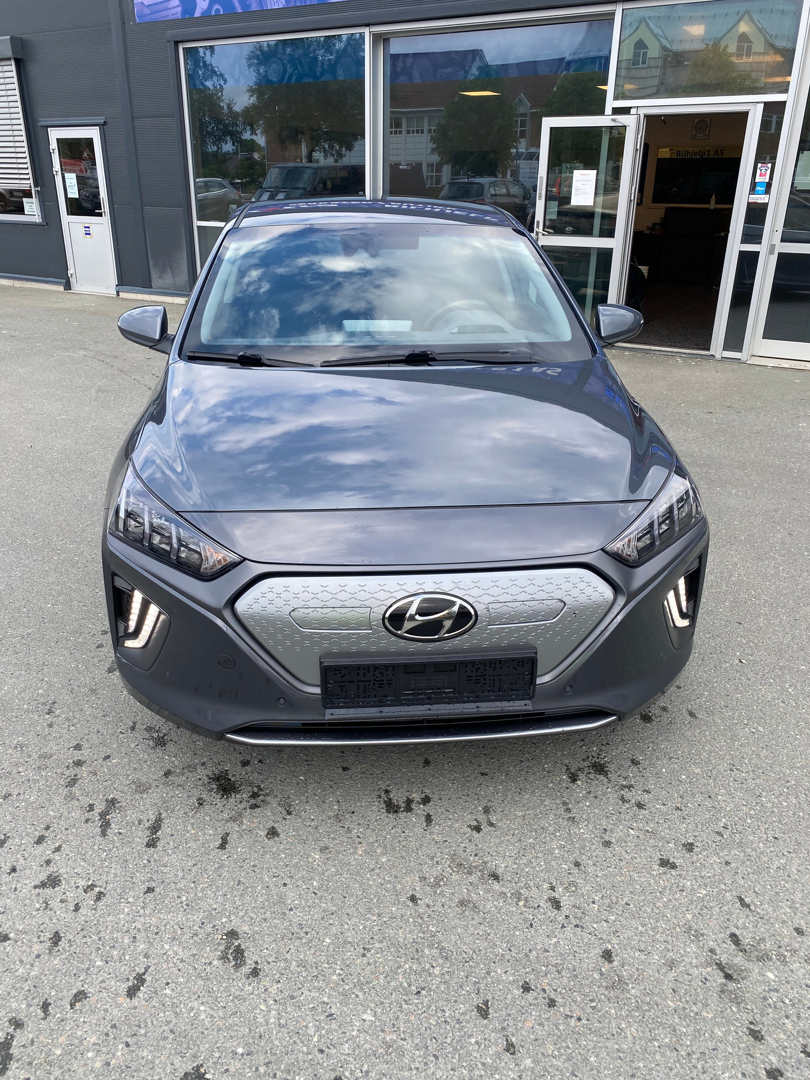 Hyundai IONIQ