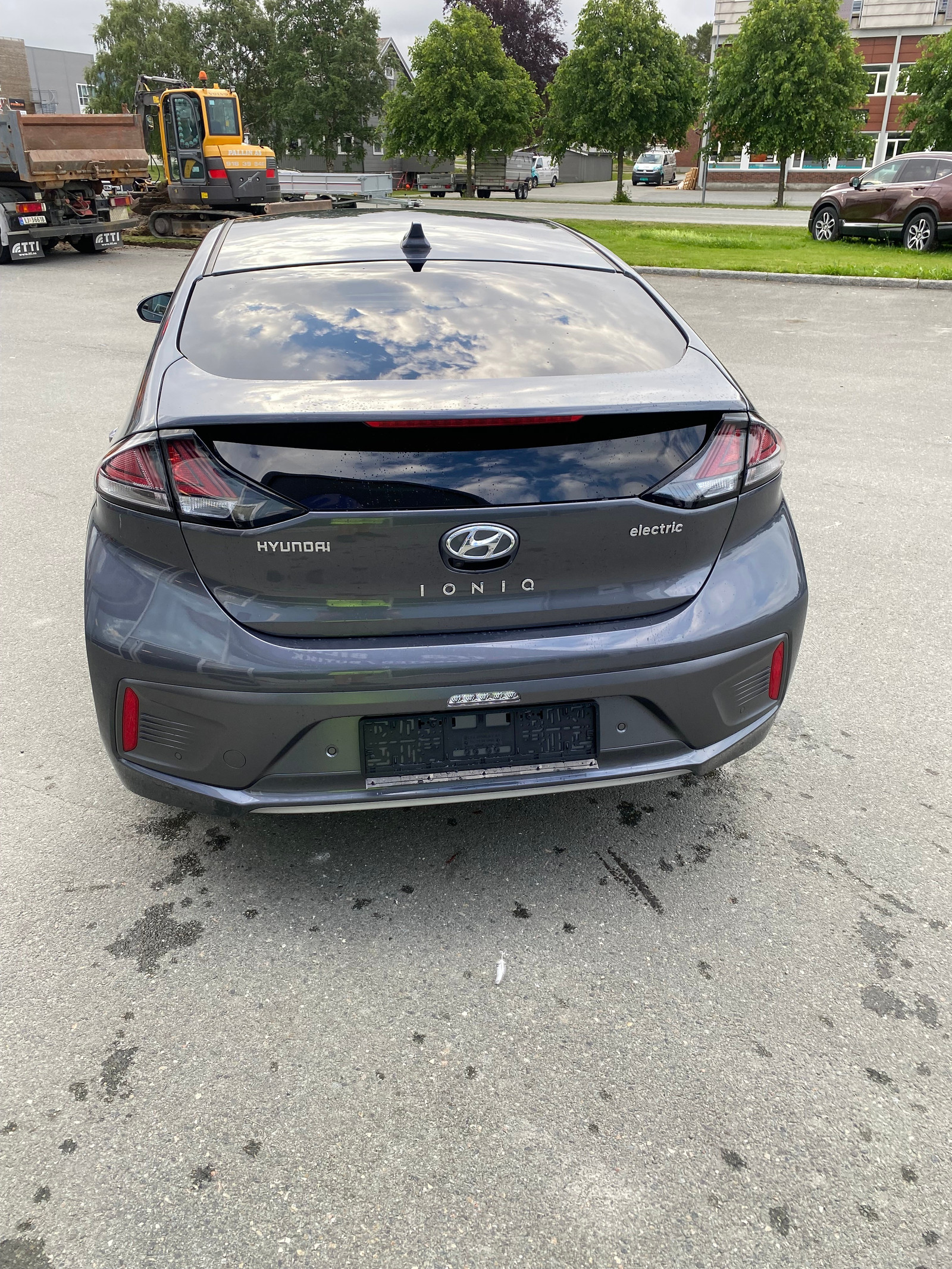 Hyundai IONIQ