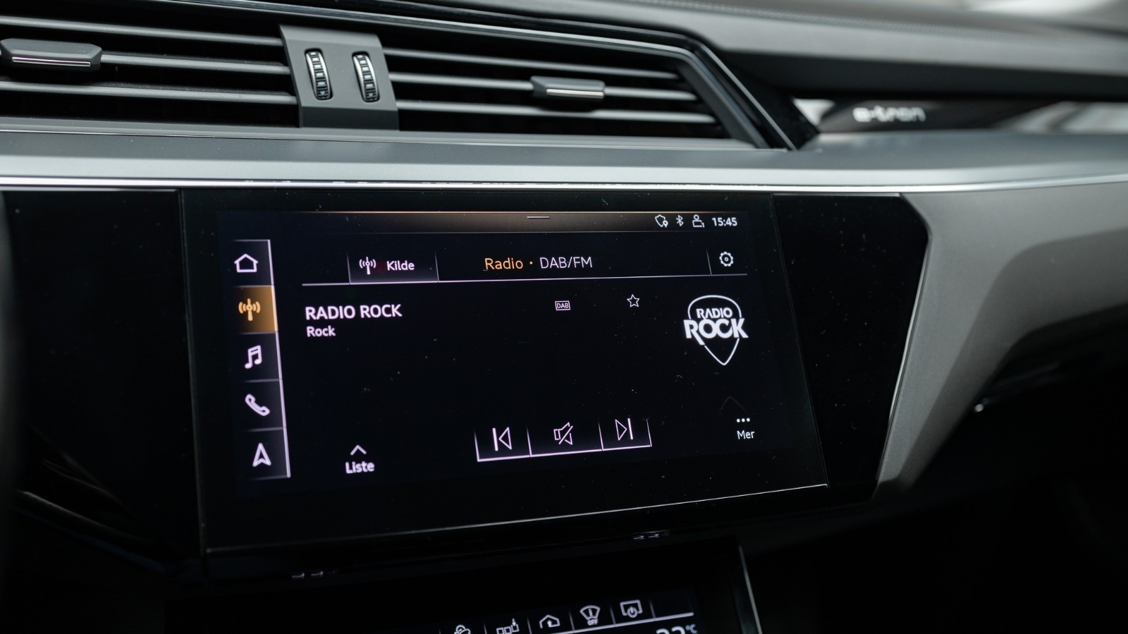 Audi e-tron