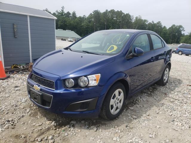 Chevrolet Sonic LS 2013