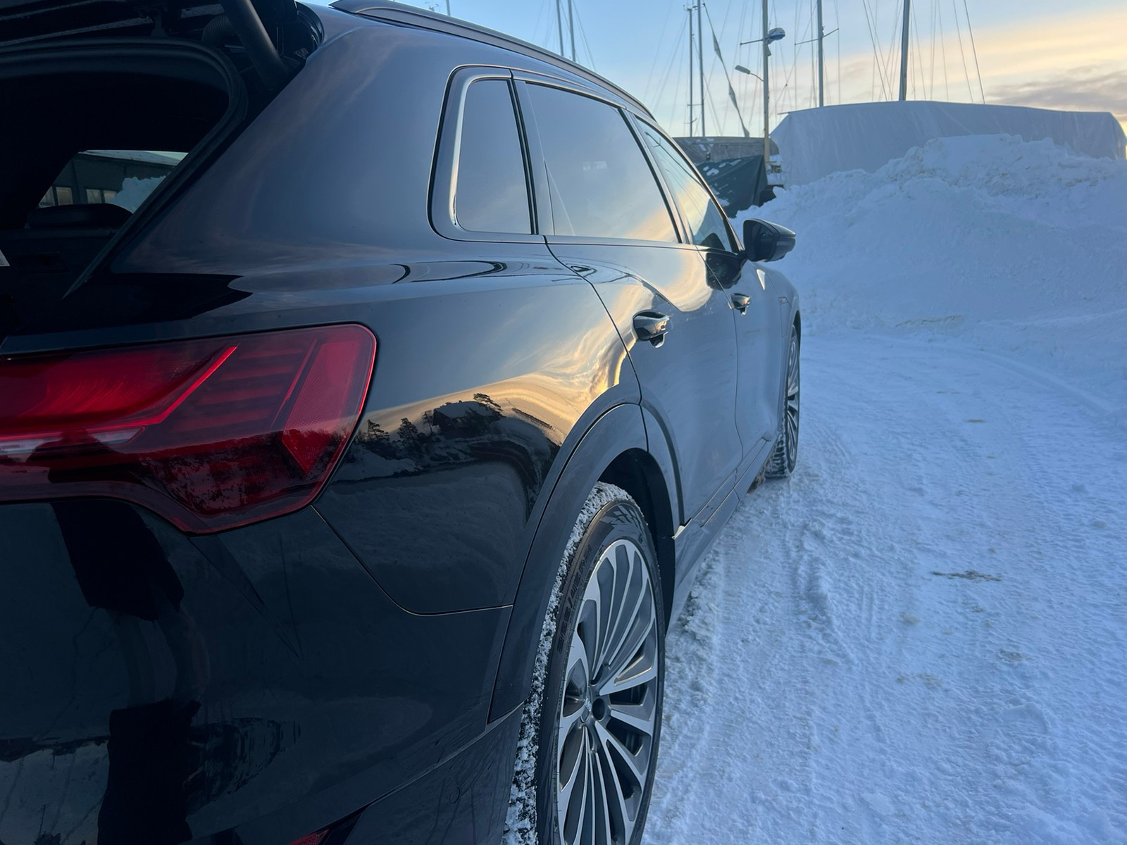 Audi e-tron