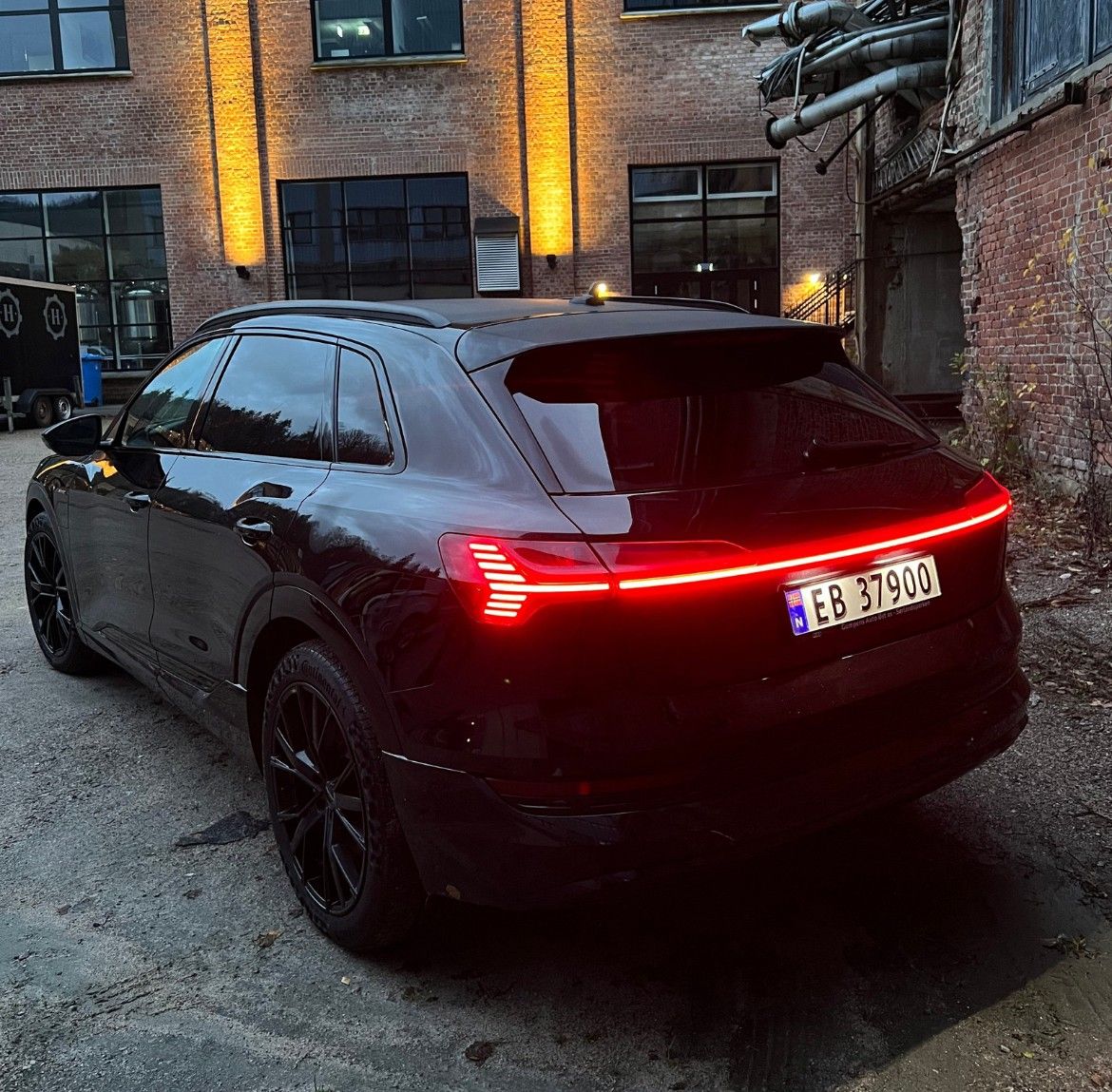 Audi e-tron