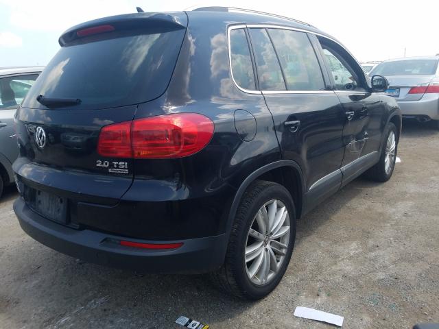 Volkswagen Tiguan S 2012