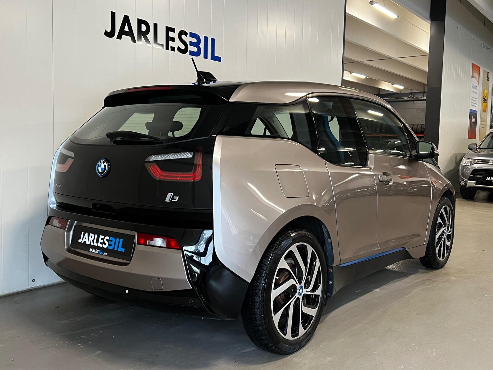 BMW i3