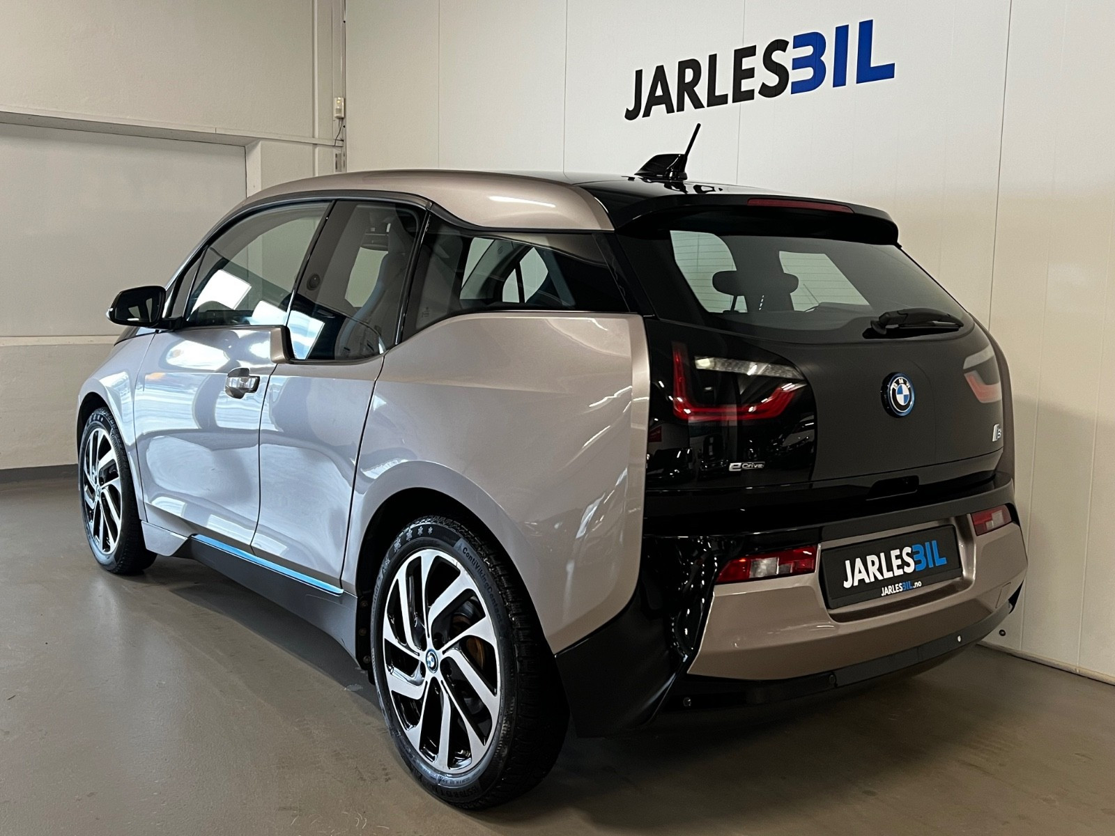 BMW i3