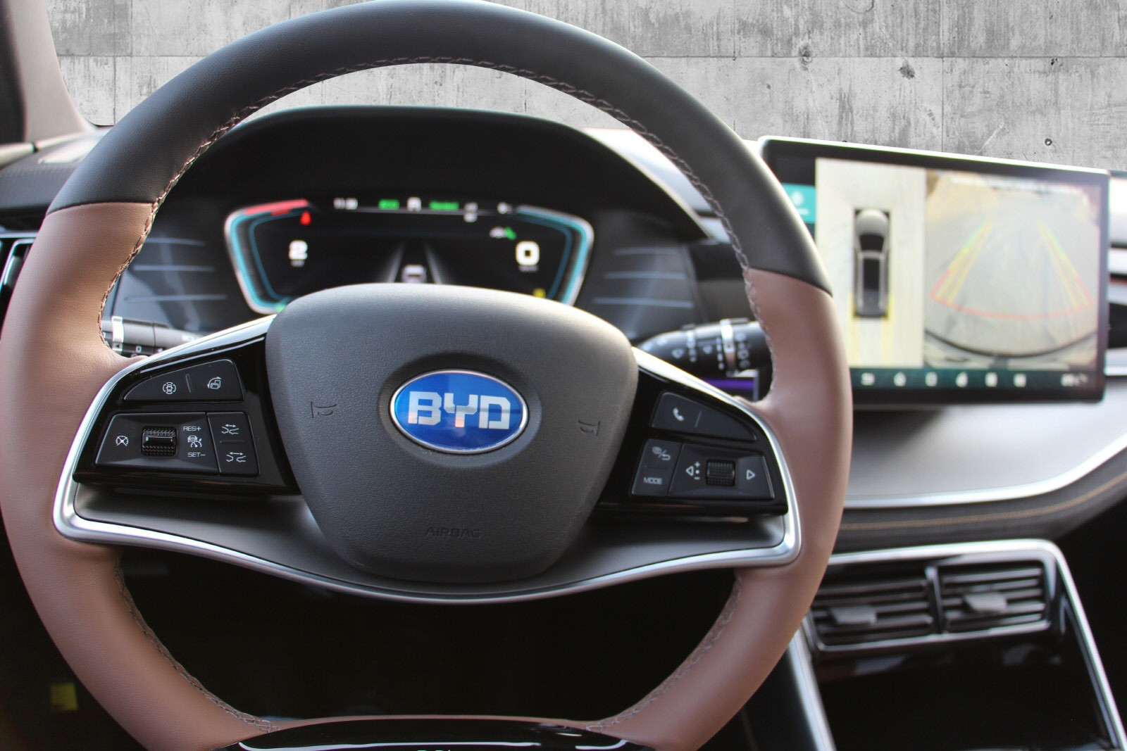 BYD Tang
