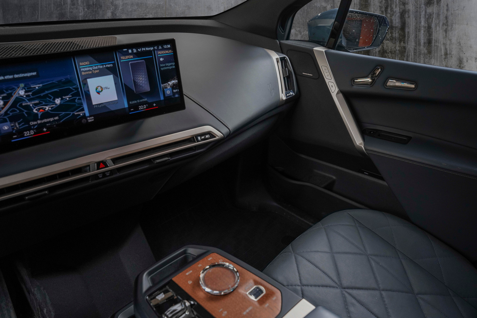 BMW iX xDrive 50