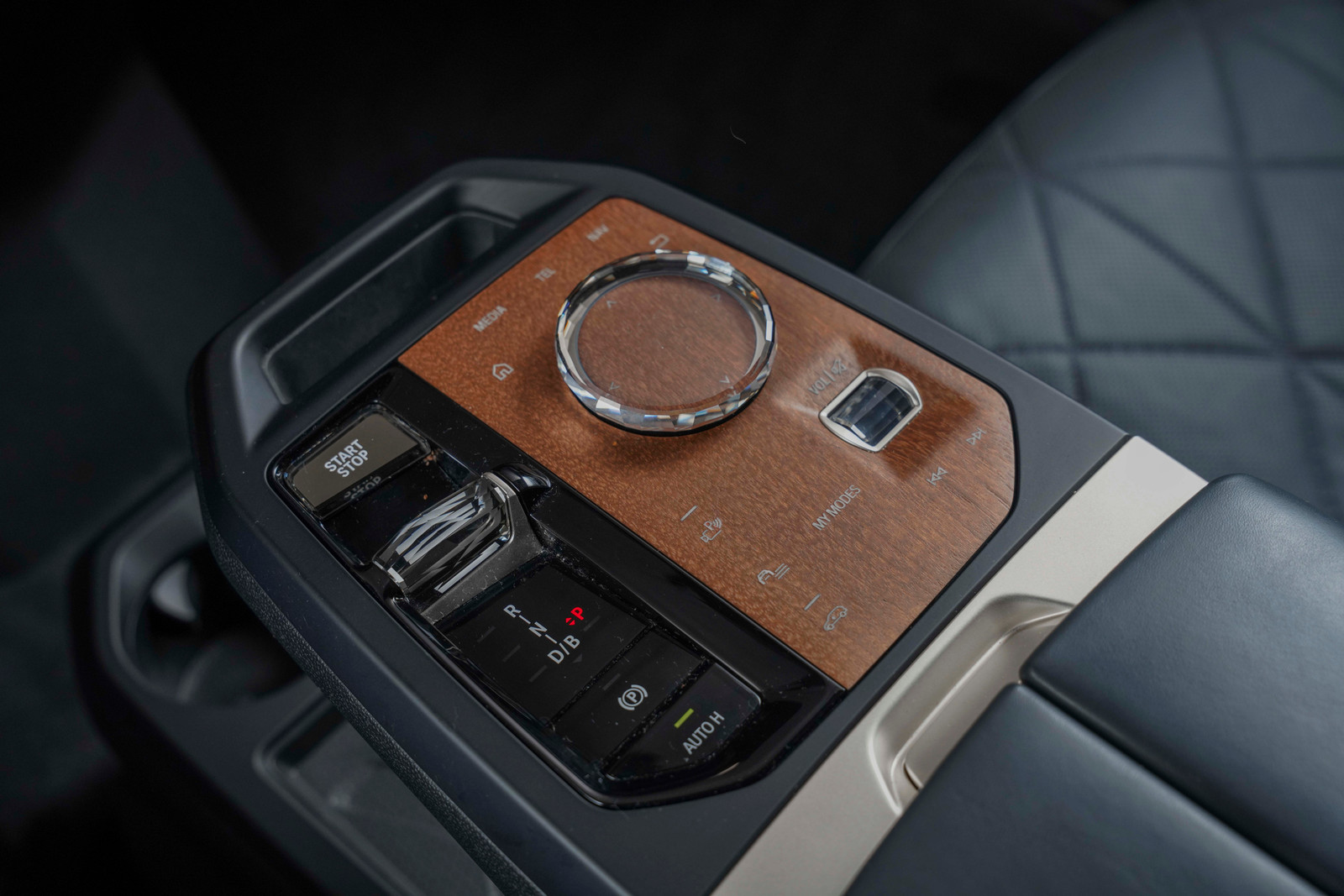 BMW iX xDrive 50