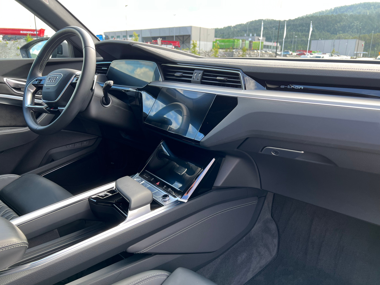 Audi e-tron