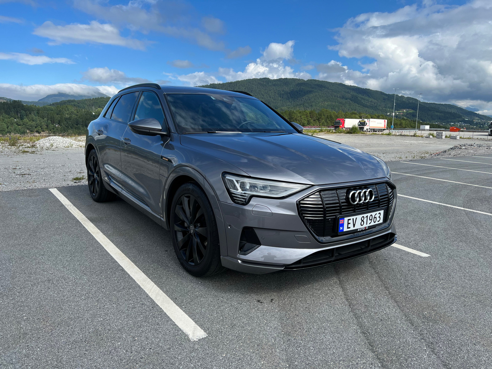 Audi e-tron