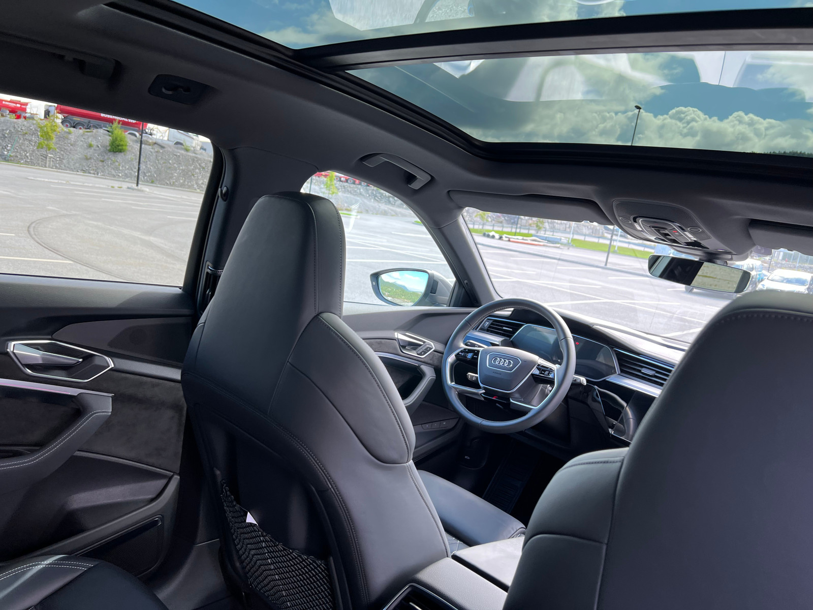 Audi e-tron