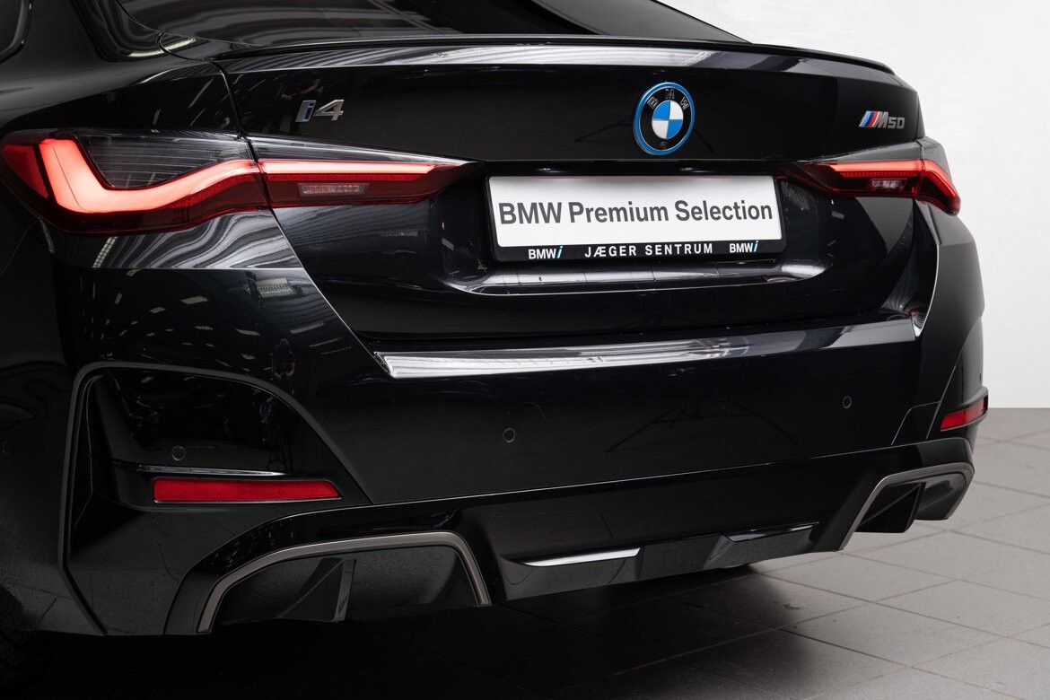 BMW i4 M50