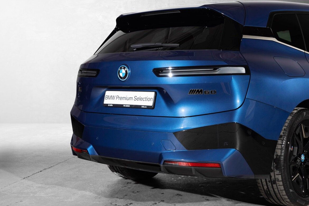 BMW iX M60