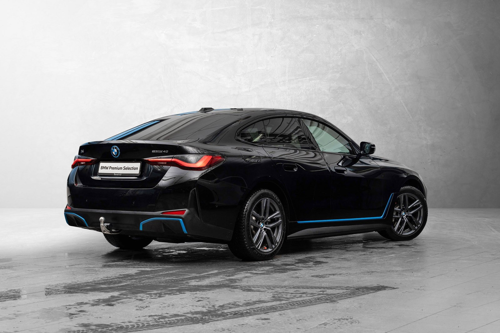 BMW i4