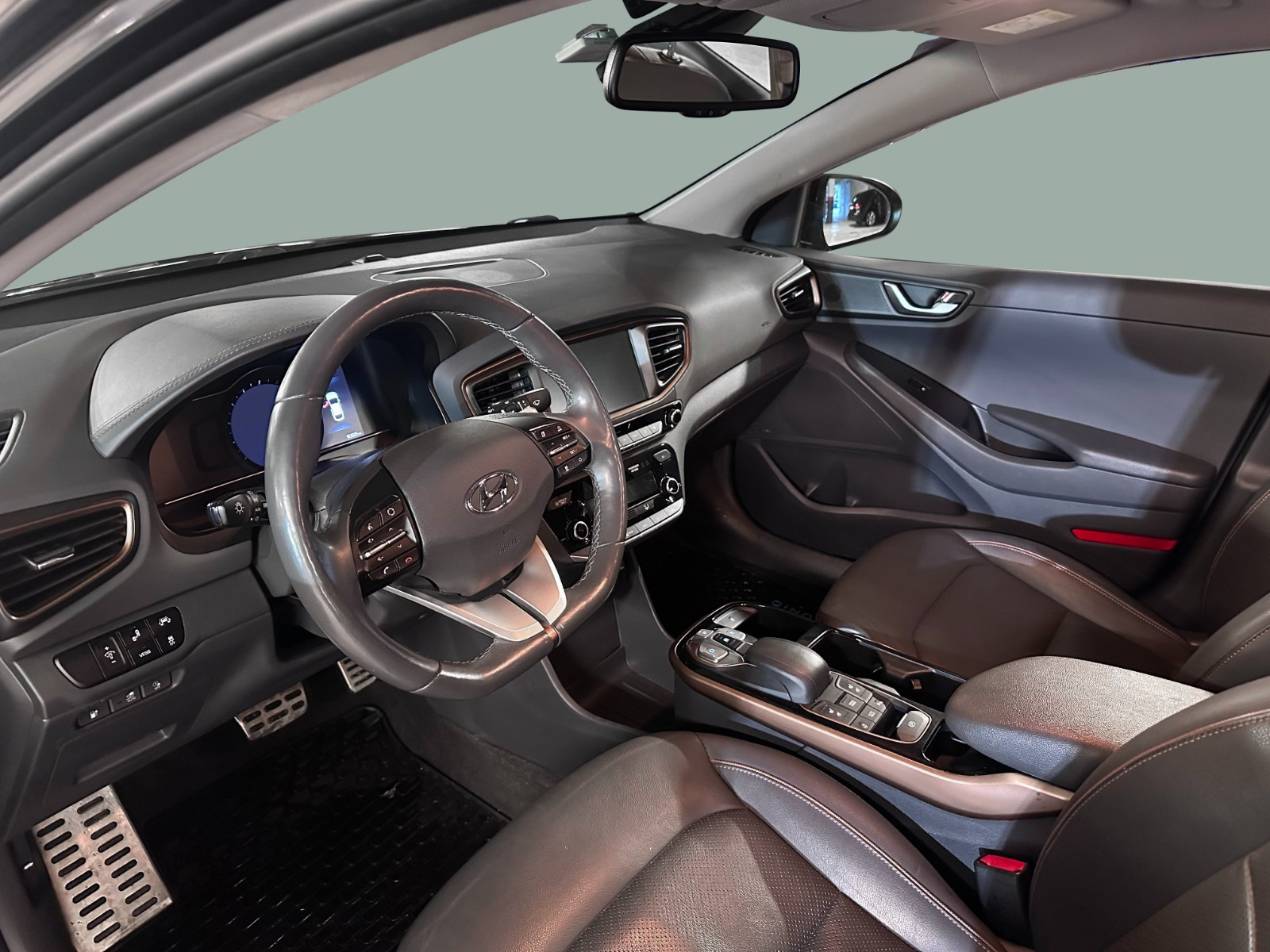 Hyundai IONIQ
