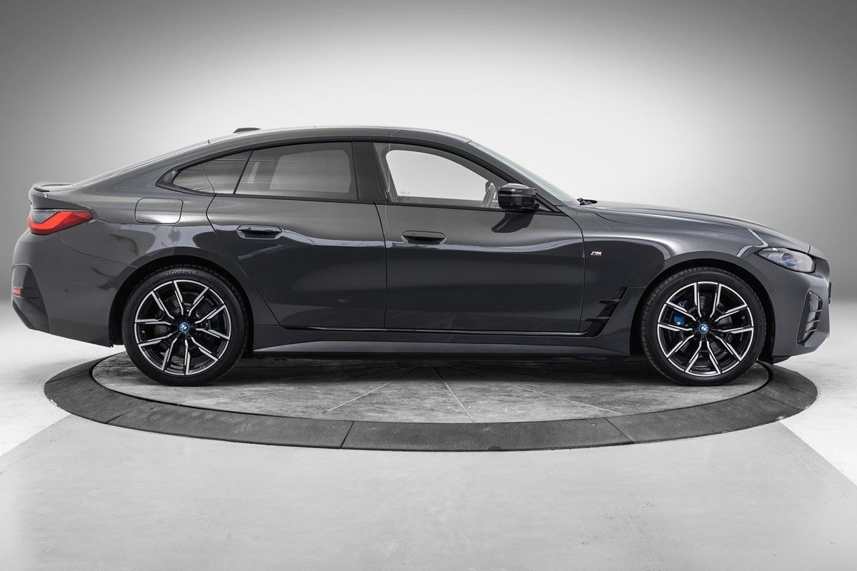 BMW i4 M50