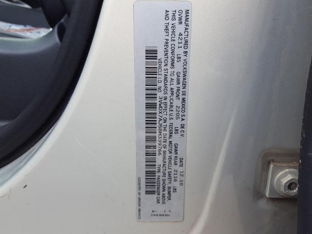 Volkswagen Jetta SE 2011