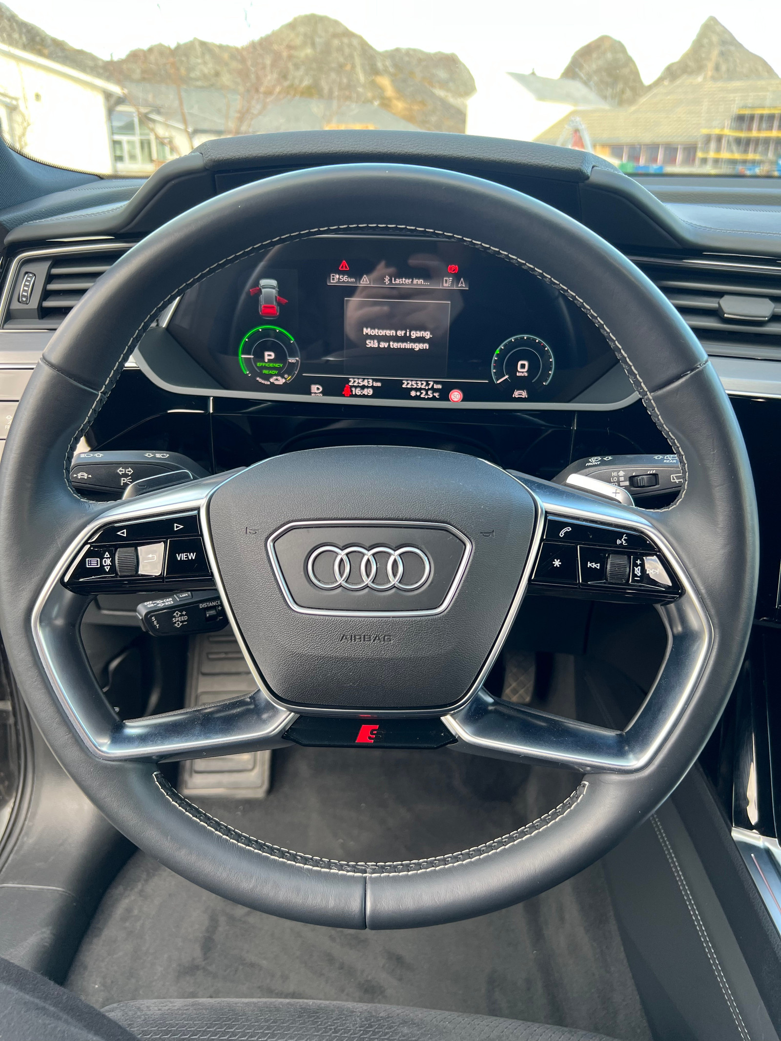 Audi e-tron