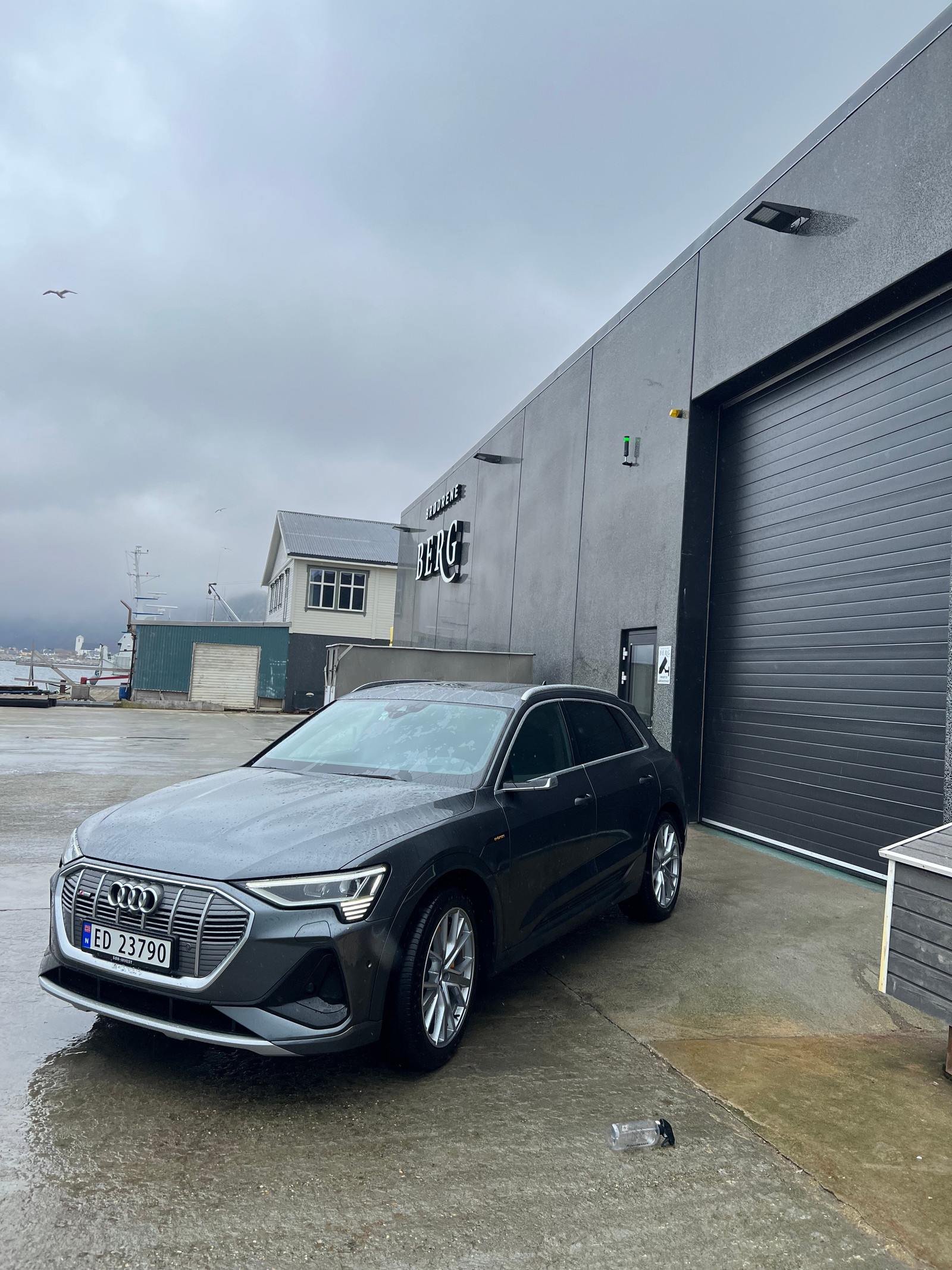 Audi e-tron