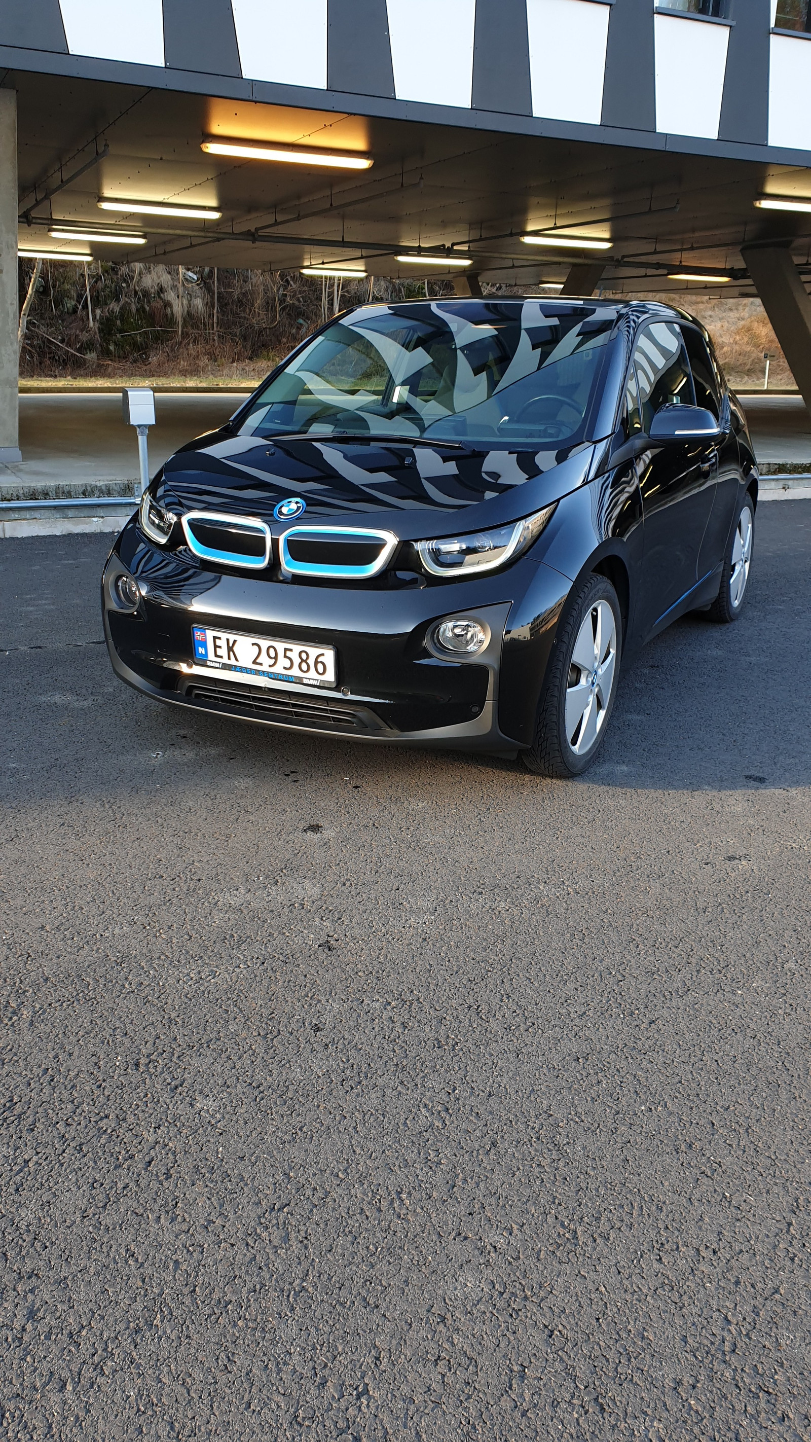 BMW i3