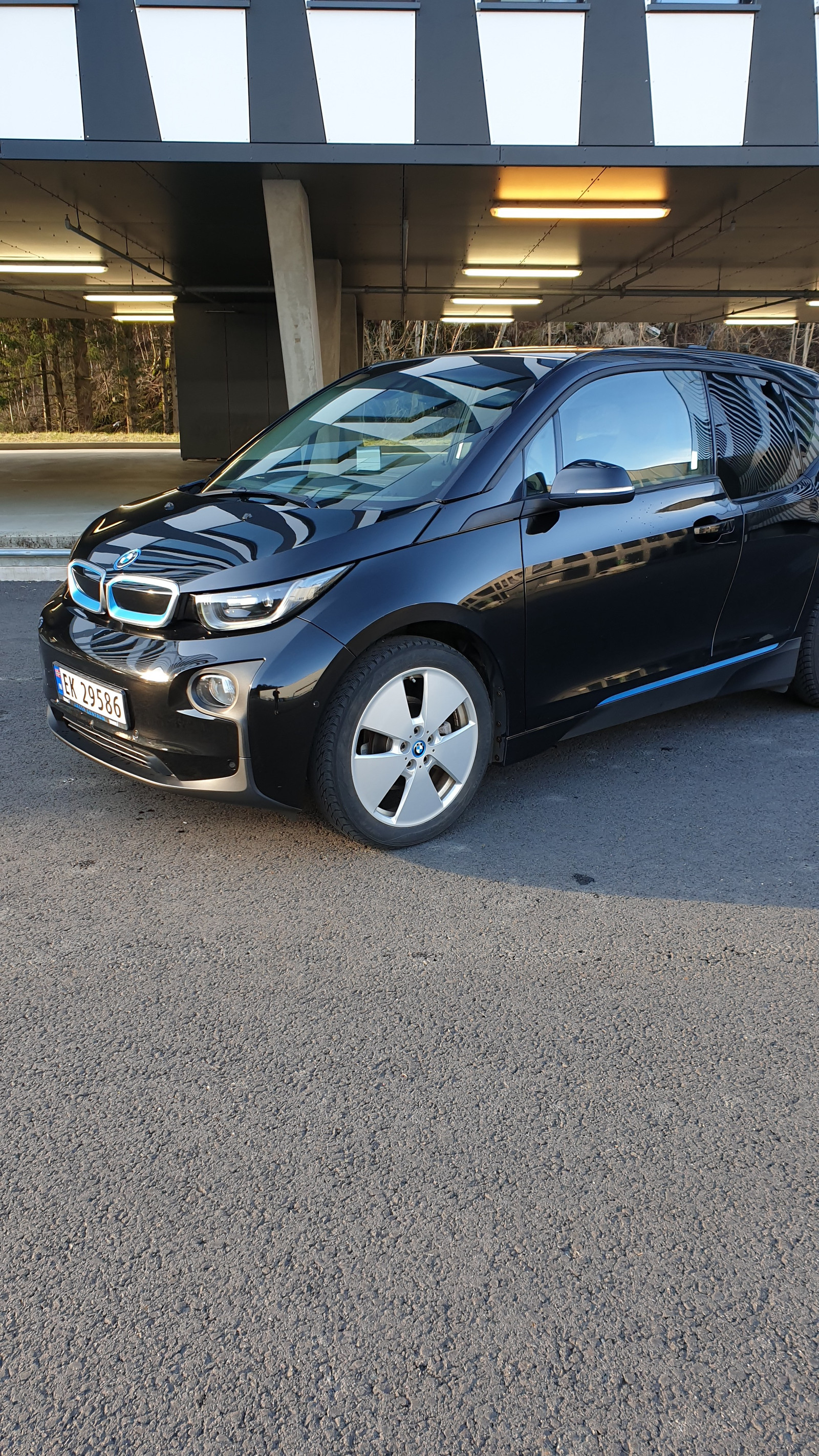 BMW i3