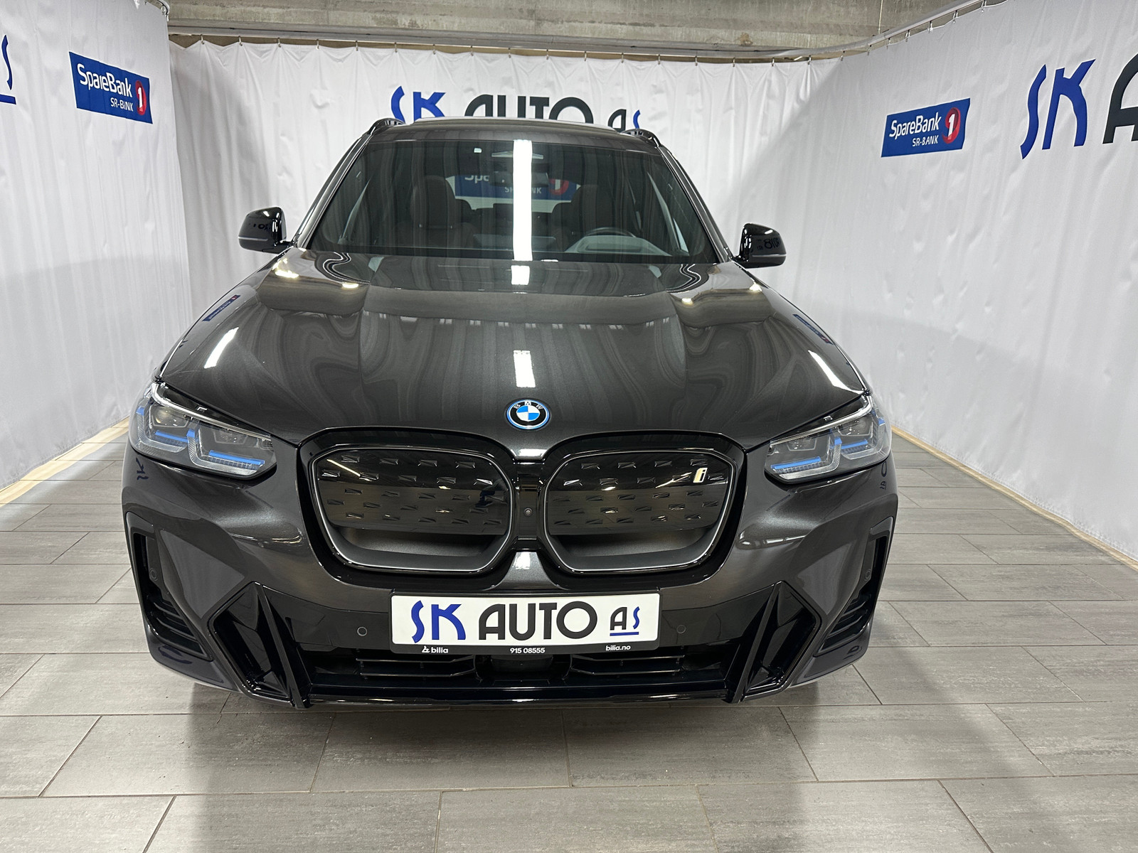 BMW iX3