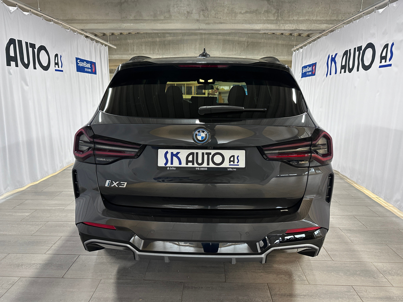 BMW iX3