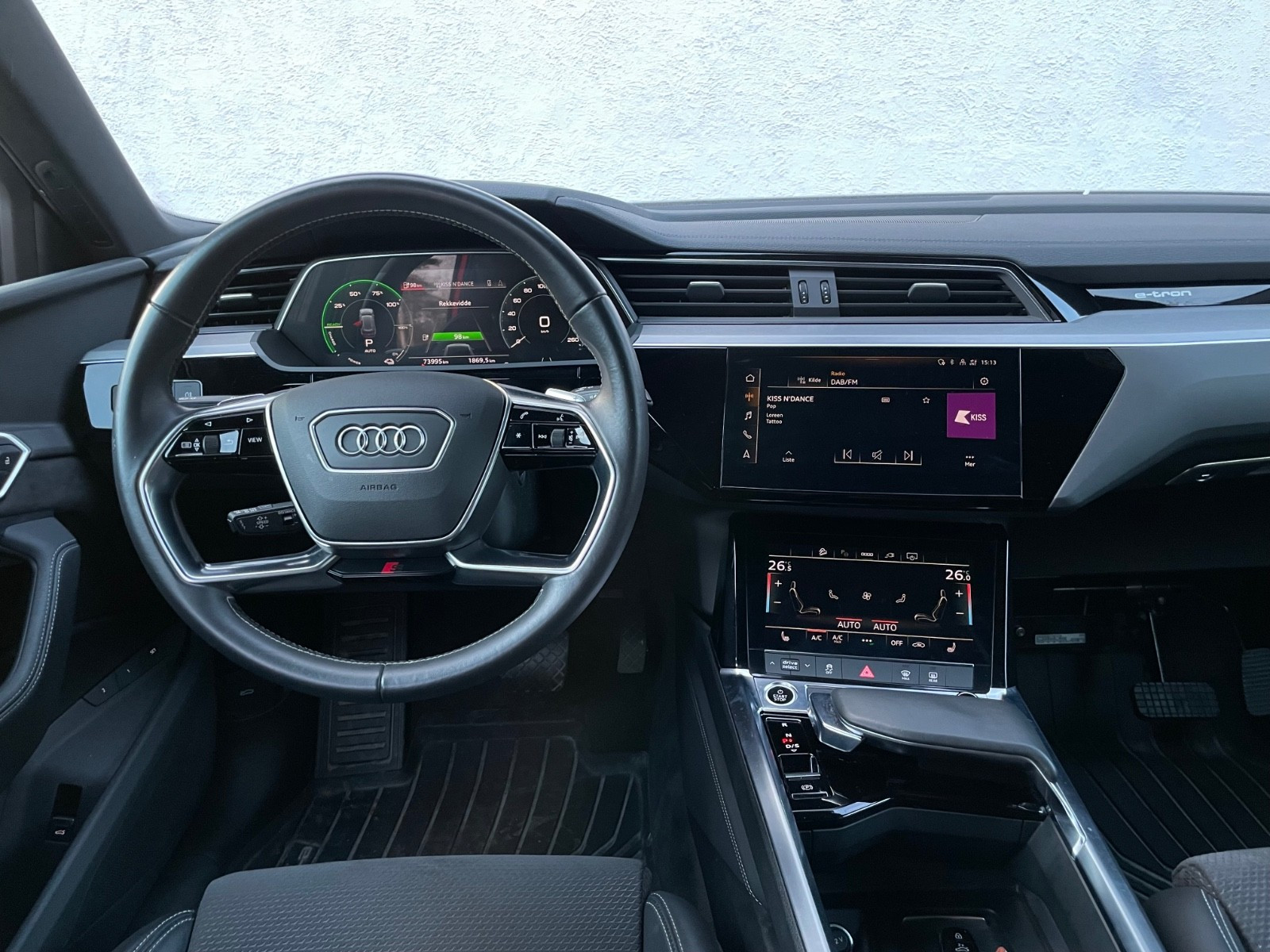 Audi e-tron