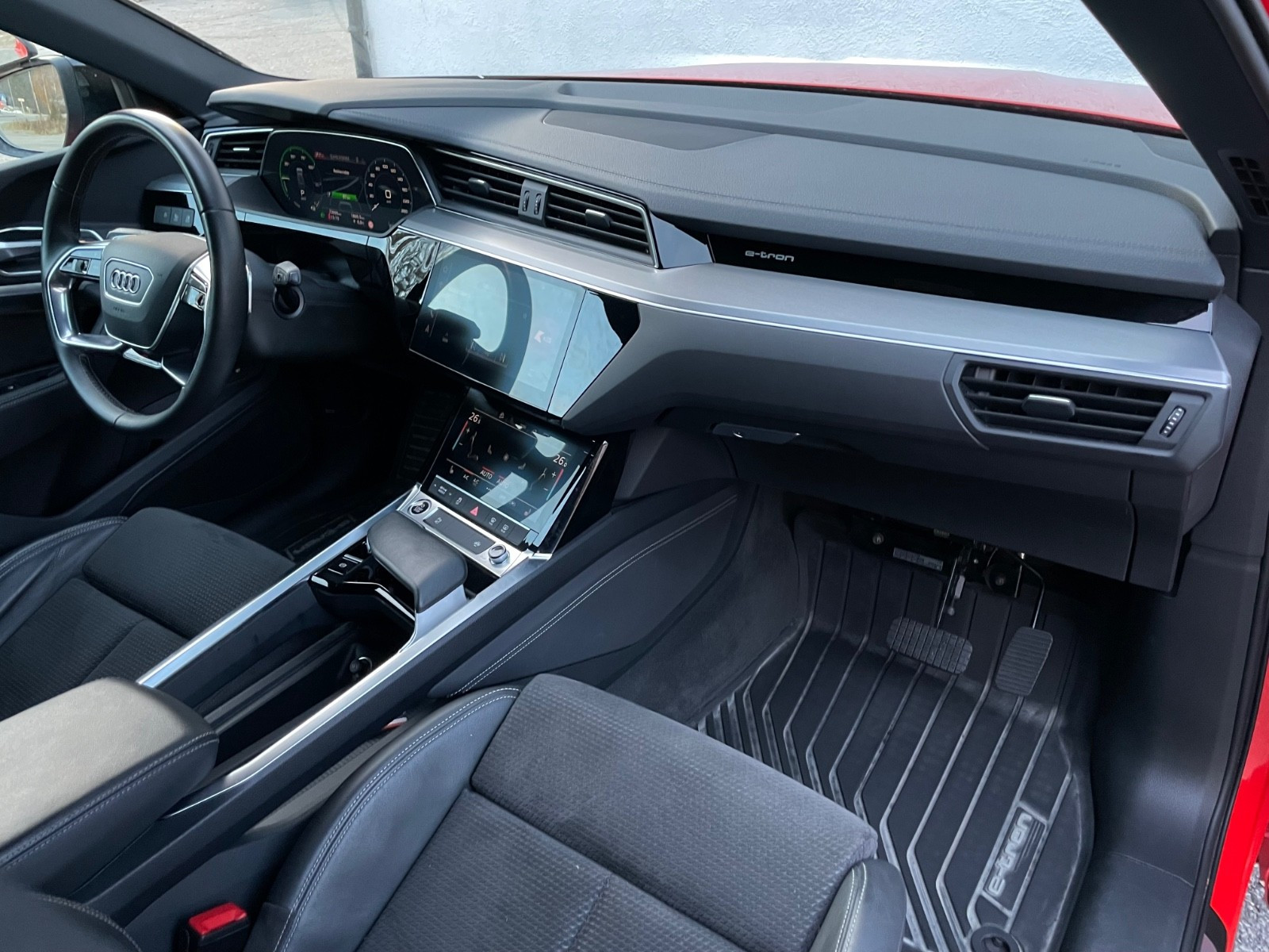 Audi e-tron