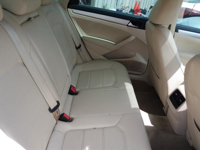 Volkswagen Passat SE 2013