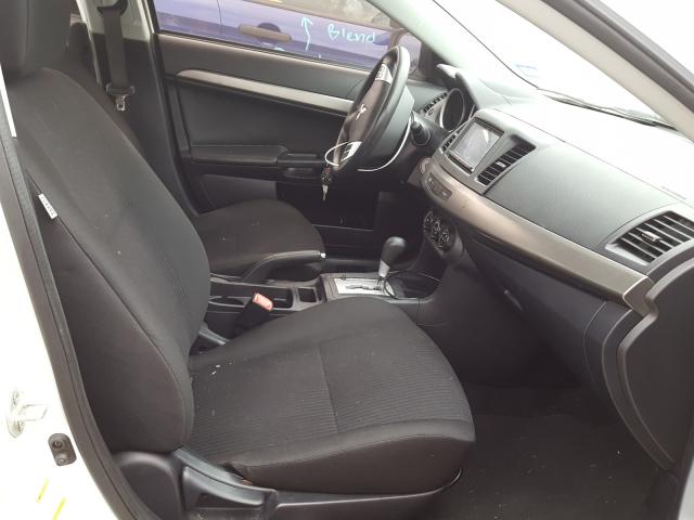 Mitsubishi Lancer ES 2015