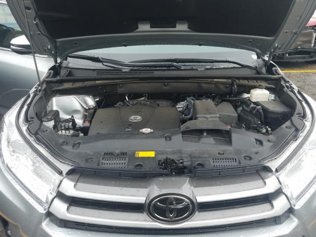 Toyota Highlander 2018