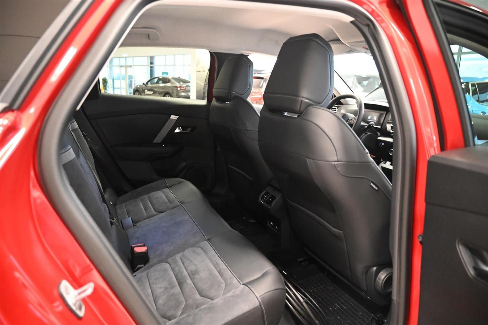 Citroen E-C4