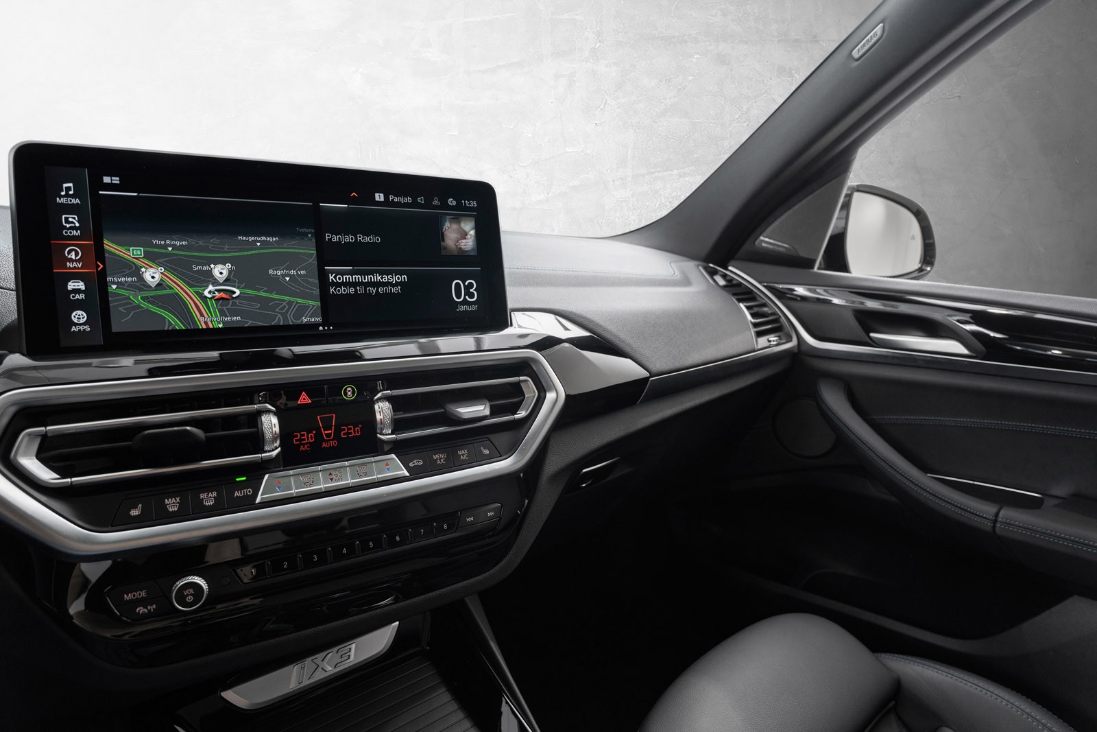 BMW iX3