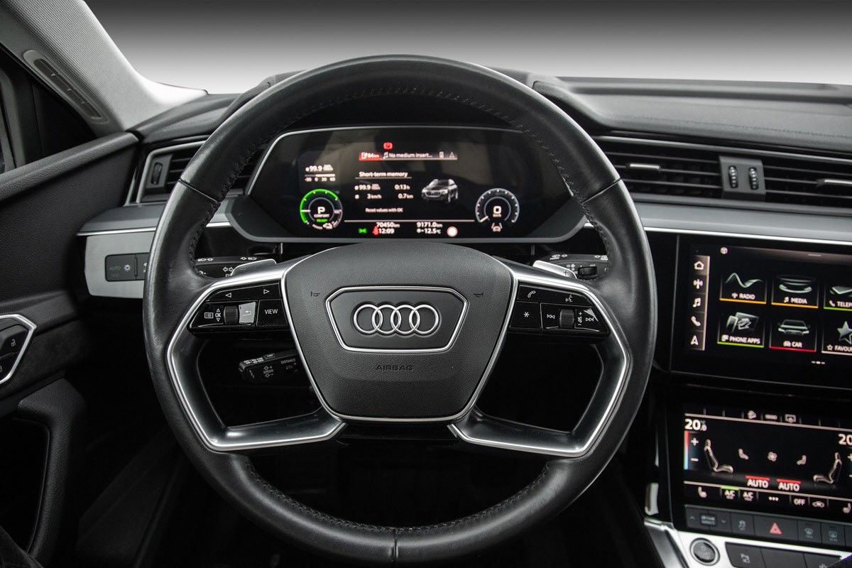 Audi e-tron