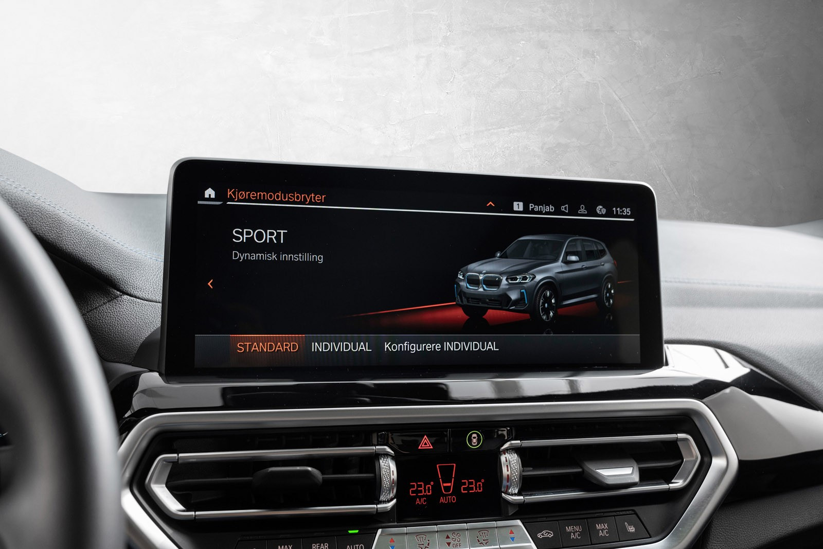 BMW iX3