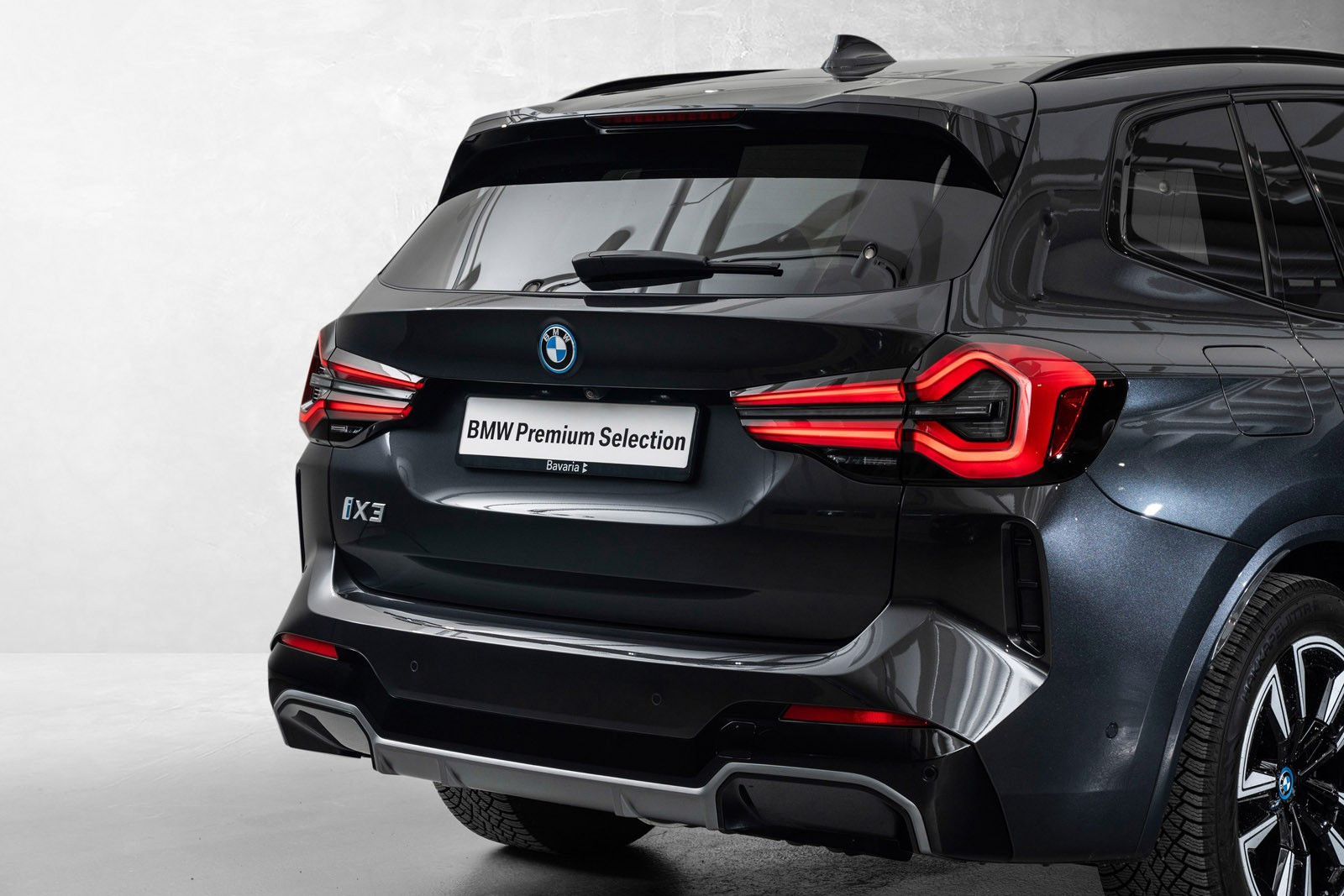 BMW iX3