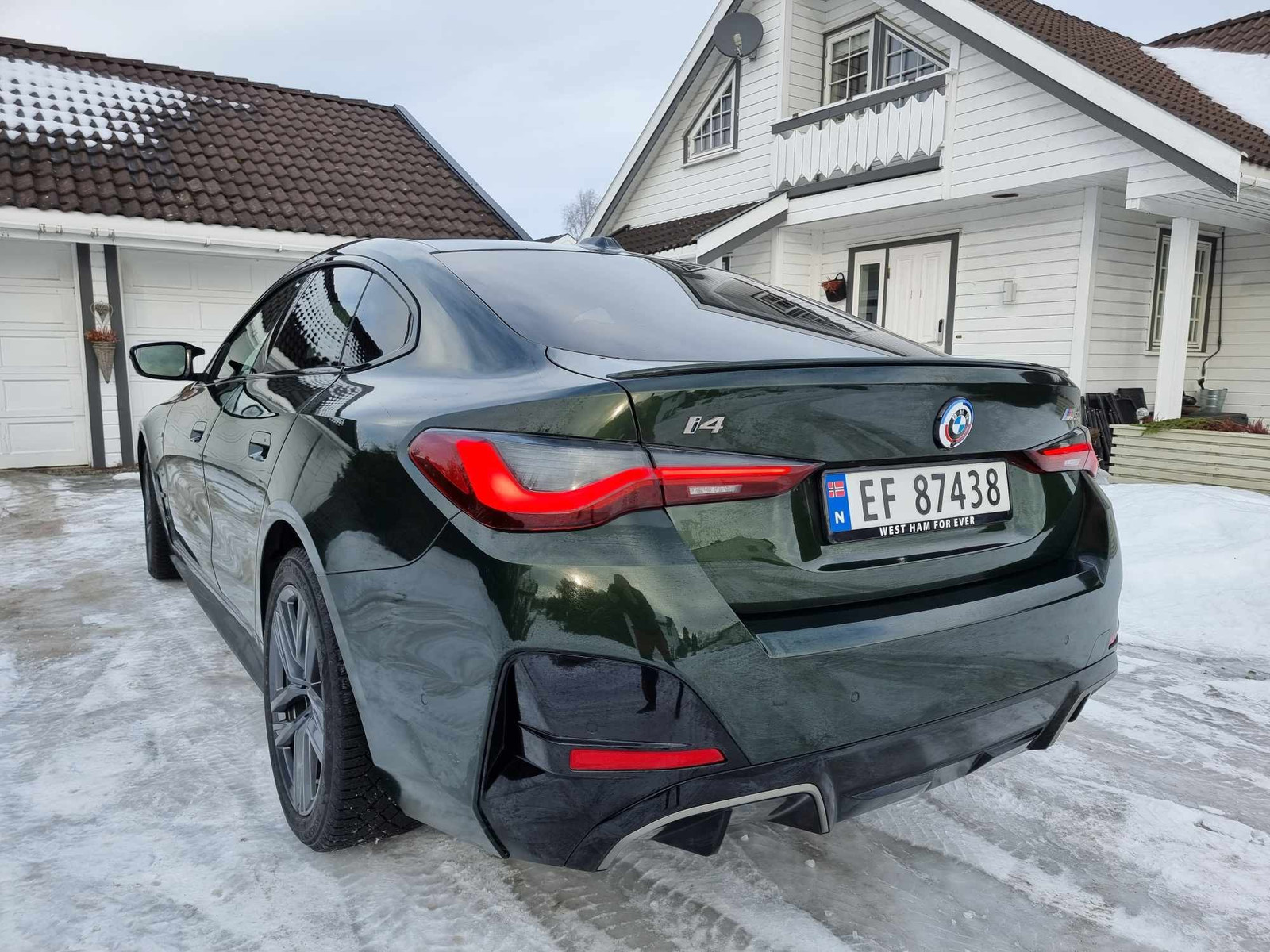 BMW i4 M50