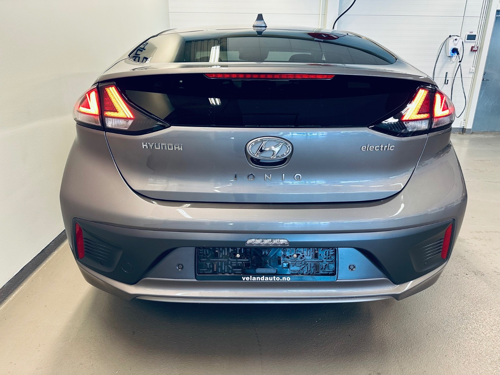 Hyundai IONIQ