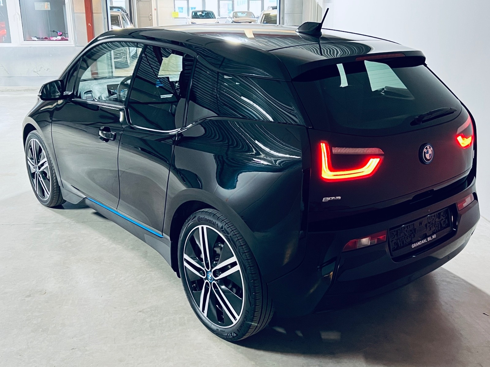BMW i3
